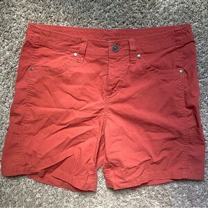 Kuhl Shorts Size 8